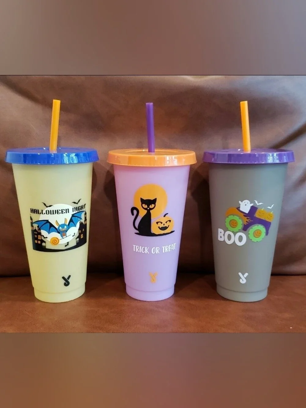 6 Color Changing Plastic 24 oz. Tumblers/Lids/Straws. Halloween Mix & Match NEW